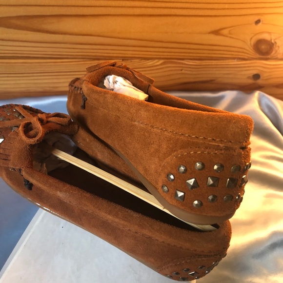 Sandals - Picture 2 of 4